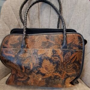 Patricia Nash Classic Floral Pattern Oversized Shoulder Bag
